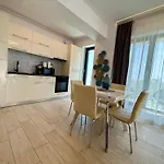 Roapart Sunrise Cu 1 Si 2 Cu La Mare Parcare 2 Min De Plaja Mamaia