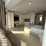 Roapart Sunrise Cu 1 Si 2 Cu La Mare Parcare 2 Min De Plaja Mamaia