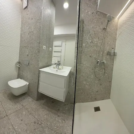Roapart Sunrise Cu 1 Si 2 Cu La Mare Parcare 2 Min De Plaja * Mamaia